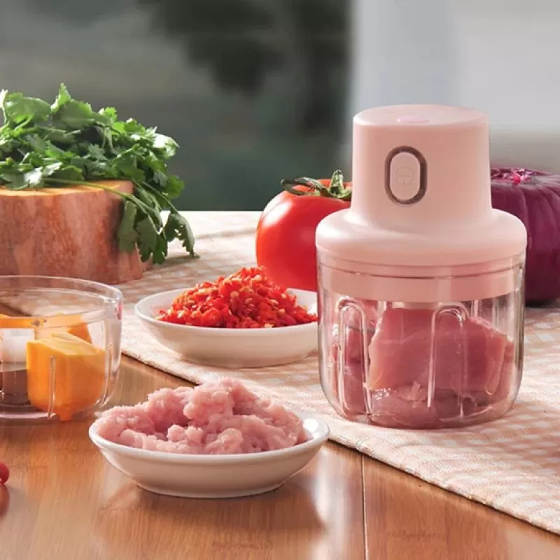 100ml Mini Electric Food Chopper – USB Rechargeable Garlic & Vegetable Grinder